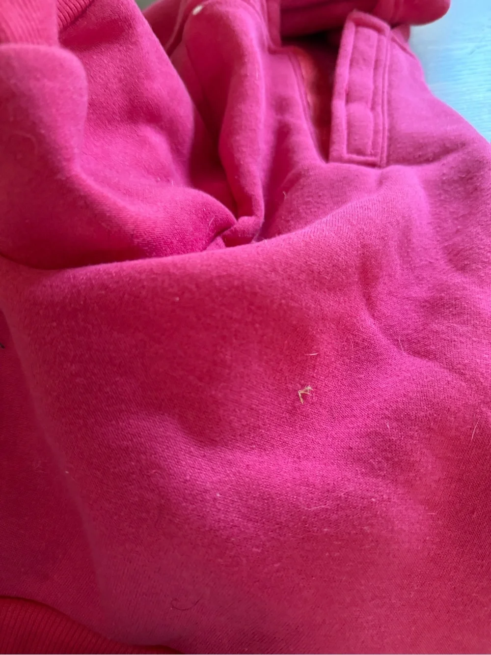 Heart To Tail bright pink